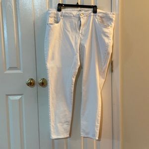 Old Navy White Rockstar Midrise Skinny size 20